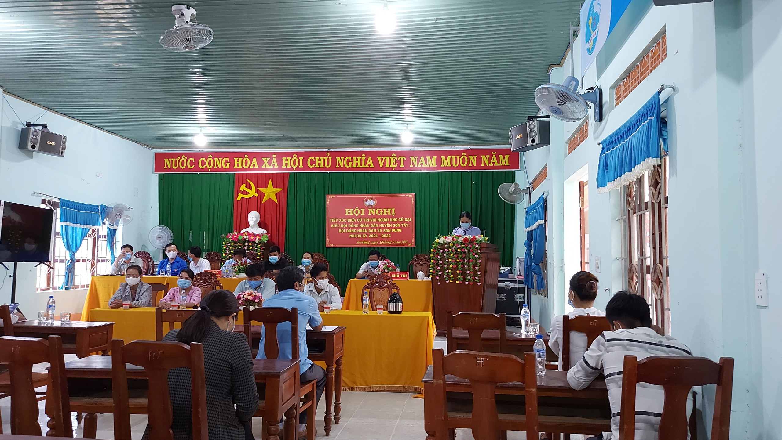 Hội nghị tiếp xúc giữa cử tri với người ứng cử đại biểu HĐND huyện Sơn Tây và đại biểu HĐND xã Sơn Dung